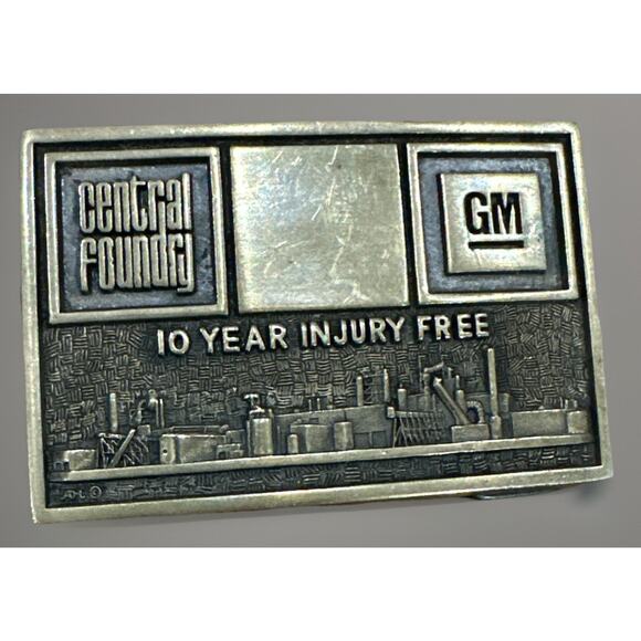 Vintage GM Parts Brass Belt Buckle 10 Year Injury Free Central Facility Award - Picture 2 of 5